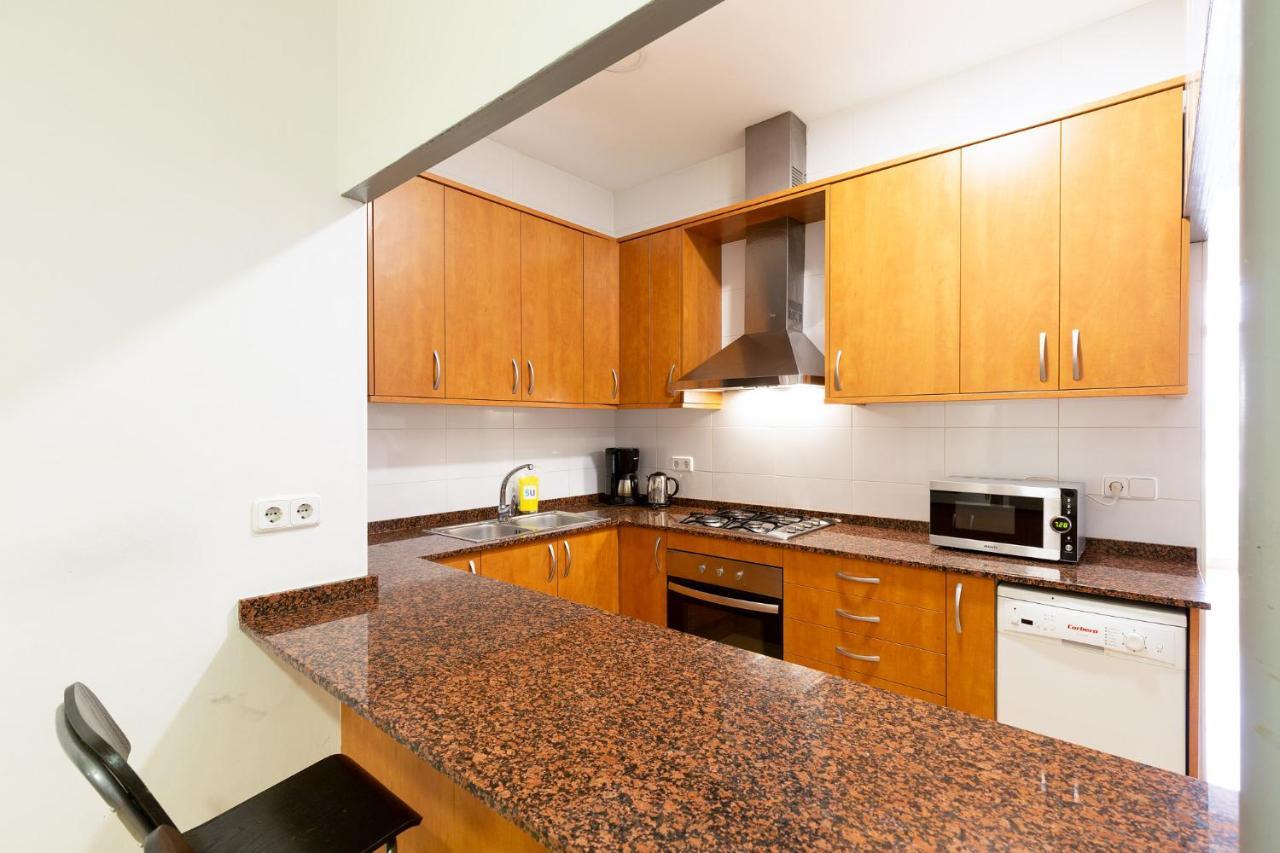 Stay U-Nique Apartments Urgell Барселона Екстериор снимка