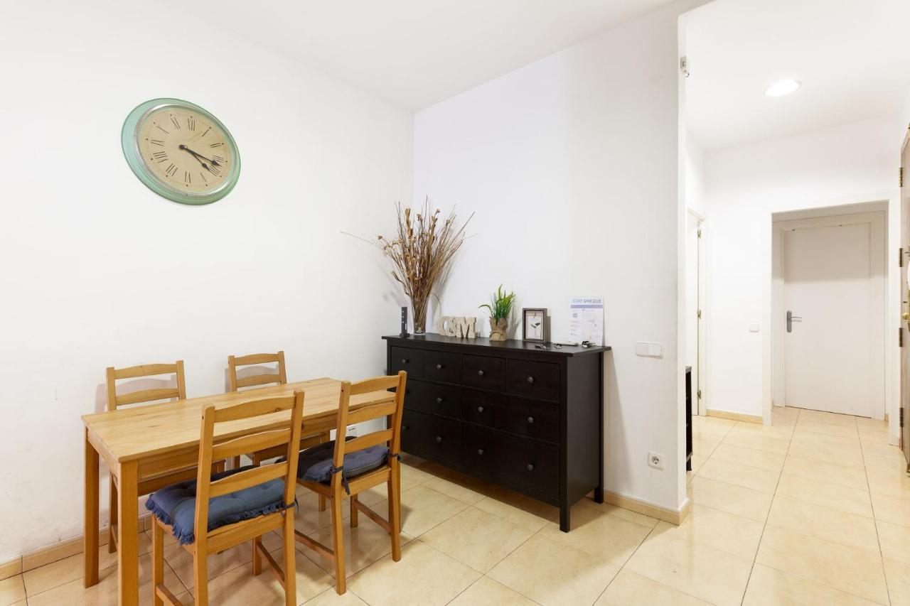 Stay U-Nique Apartments Urgell Барселона Екстериор снимка