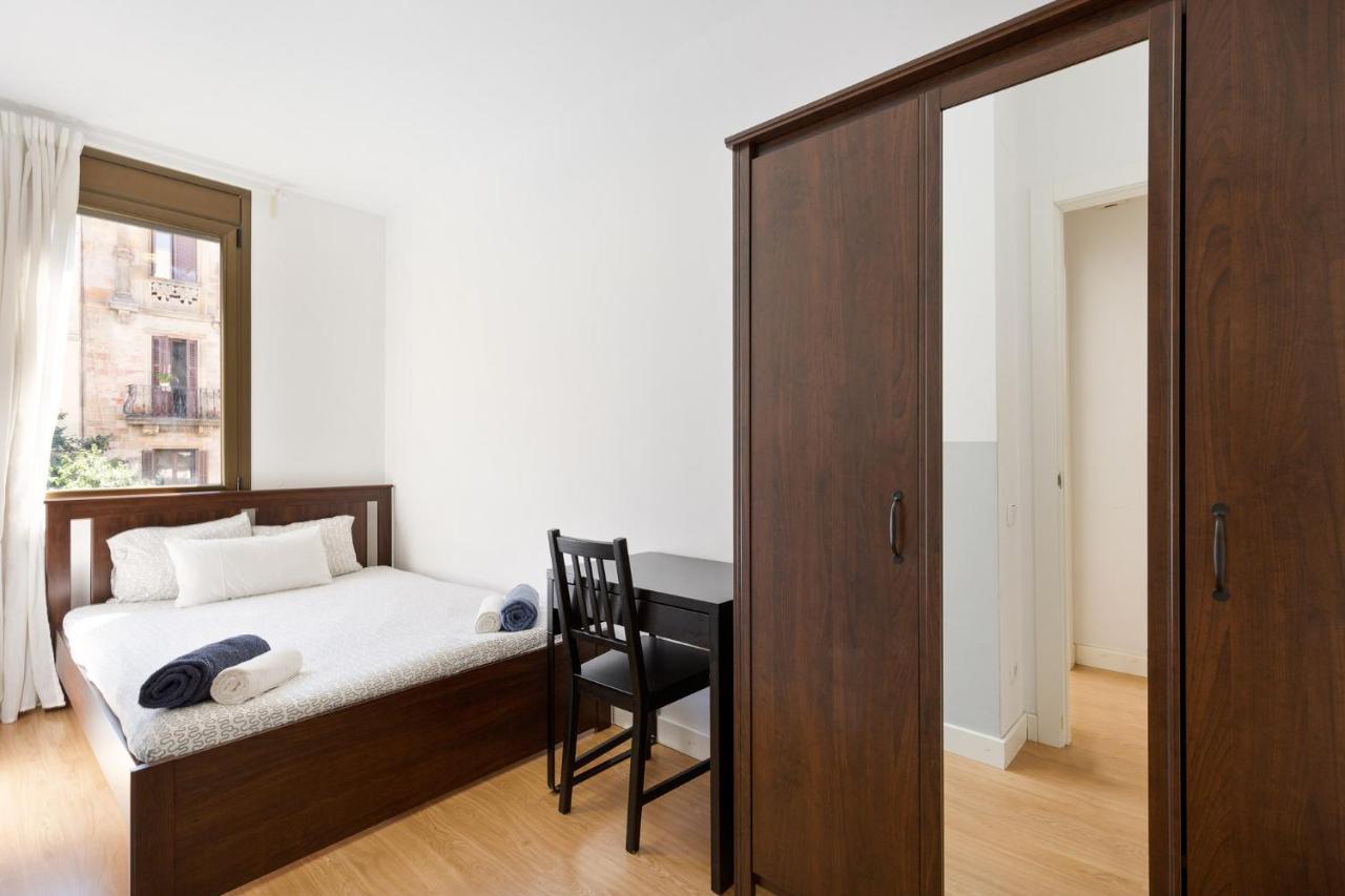 Stay U-Nique Apartments Urgell Барселона Екстериор снимка