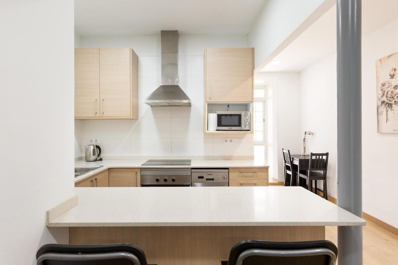 Stay U-Nique Apartments Urgell Барселона Екстериор снимка