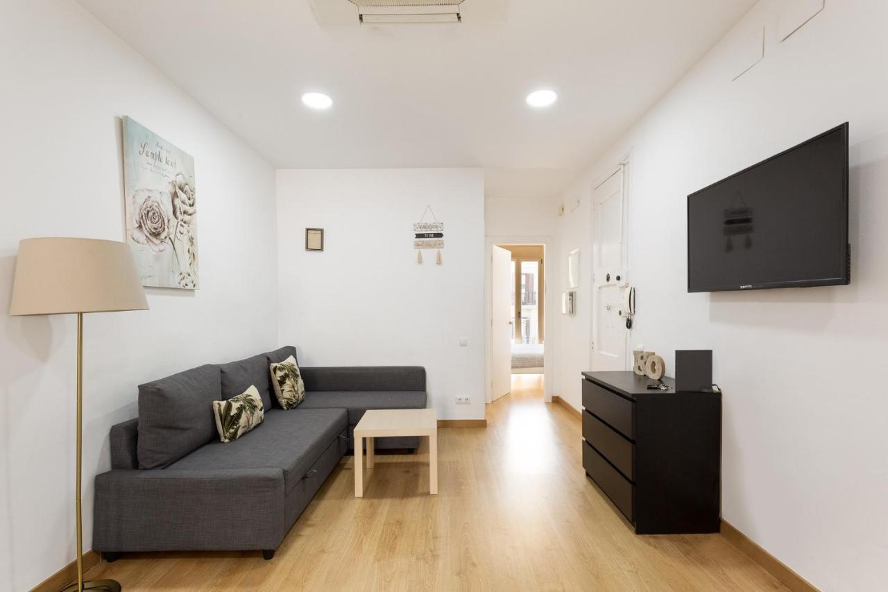 Stay U-Nique Apartments Urgell Барселона Екстериор снимка
