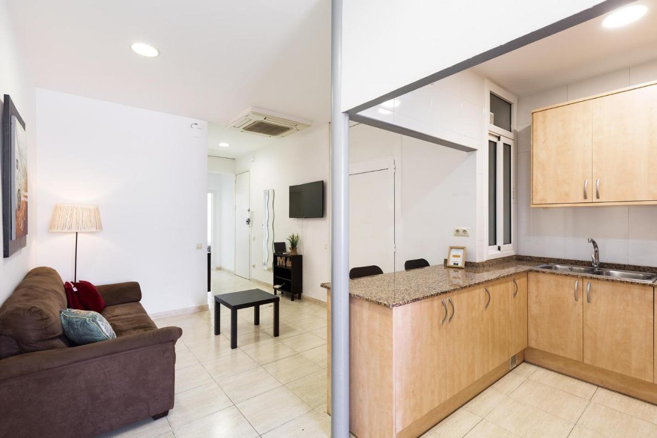 Stay U-Nique Apartments Urgell Барселона Екстериор снимка