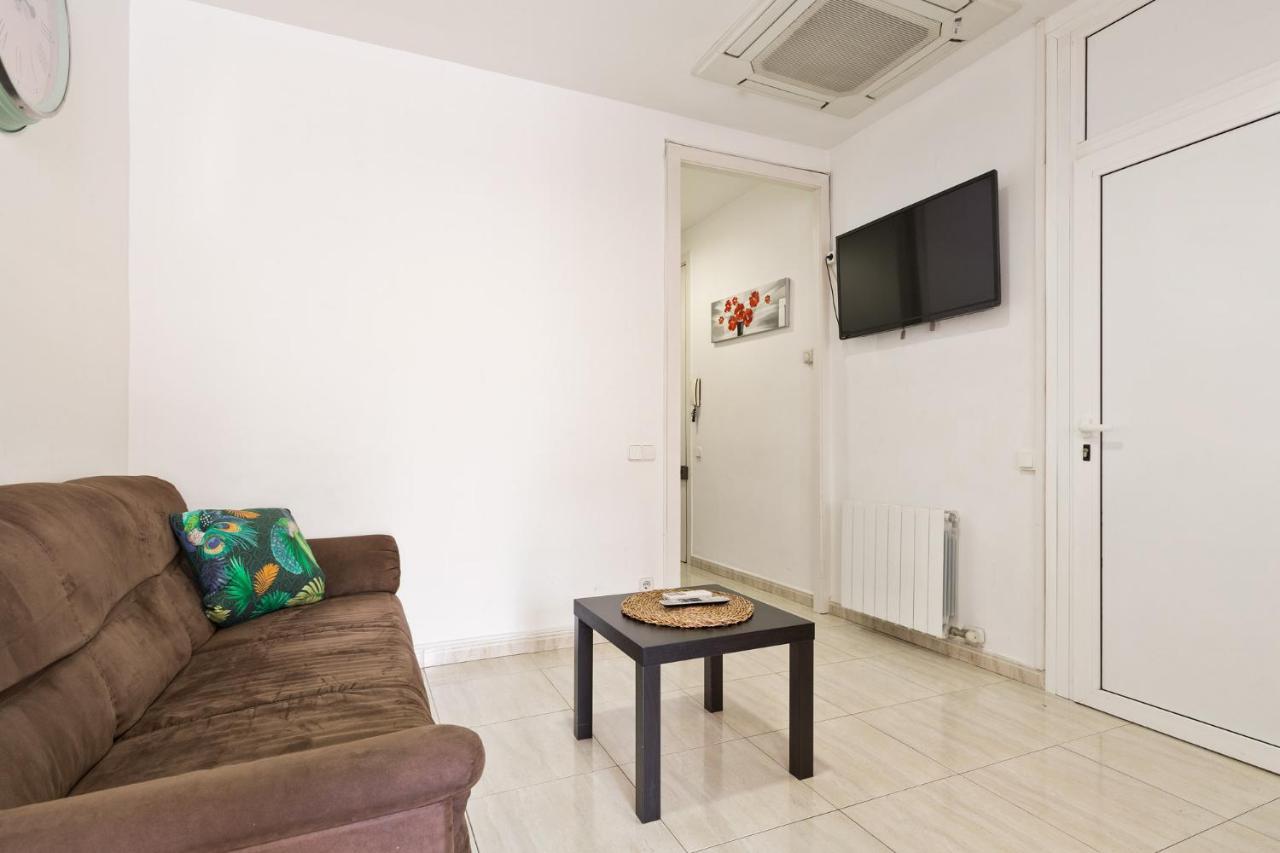 Stay U-Nique Apartments Urgell Барселона Екстериор снимка