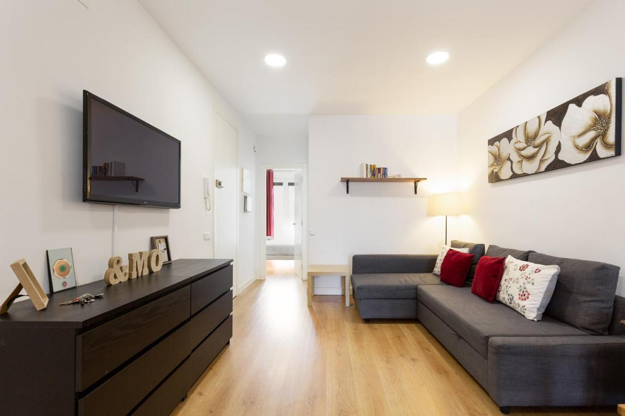 Stay U-Nique Apartments Urgell Барселона Екстериор снимка