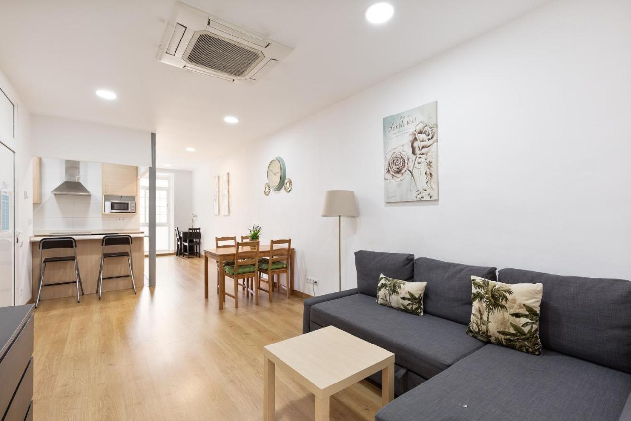 Stay U-Nique Apartments Urgell Барселона Екстериор снимка