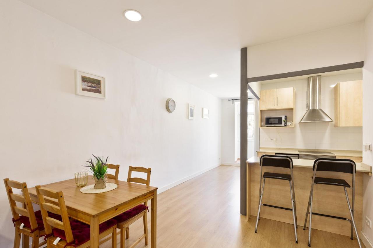 Stay U-Nique Apartments Urgell Барселона Екстериор снимка