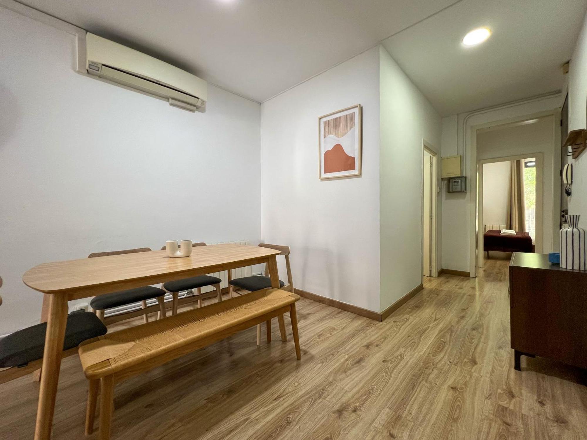 Stay U-Nique Apartments Urgell Барселона Екстериор снимка
